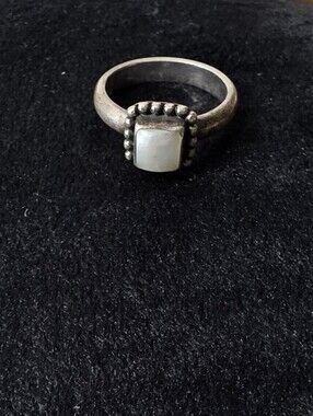 Silpada Sterling Silver Mother-of-Pearl Square Ring Size 6.5